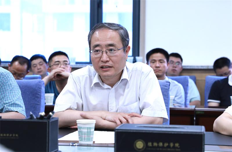 74458dd5992d47acb643dfc52ab97e5b.jpg 陈红书记讲话800.jpg