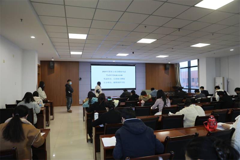 f15cbec9ddb7495bba144d998beb85c5.jpg 国家公务员模拟考试成功举办(800).jpg